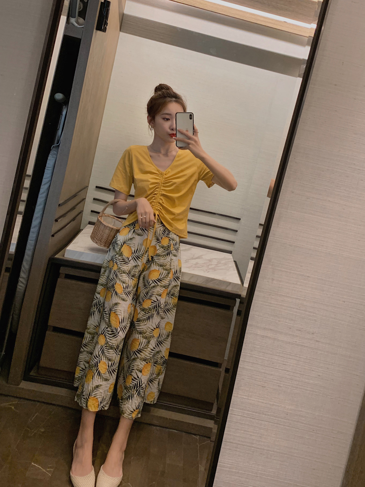 t恤牛仔裤怎么穿才能显得精致,t恤牛仔裤怎么穿出时尚感