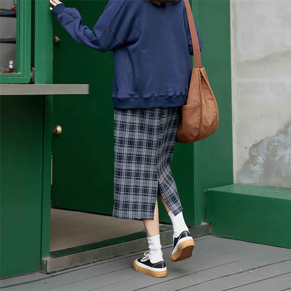 穿搭卫衣裙子要这样穿才日常好看,卫衣半裙初秋最佳搭配谁穿谁好看