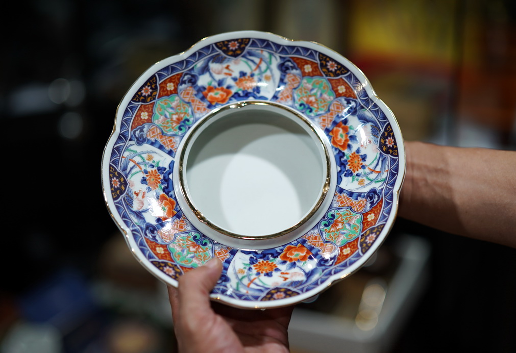 一篇10万+的文章，引出众人询问：你那卖日本瓷的朋友都有啥？