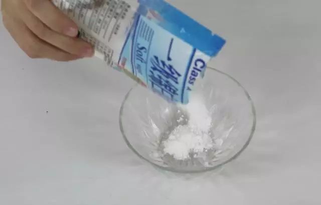 家里有蟑螂教你一招让蟑螂去无踪,家里有蟑螂怎么办用小妙招消除