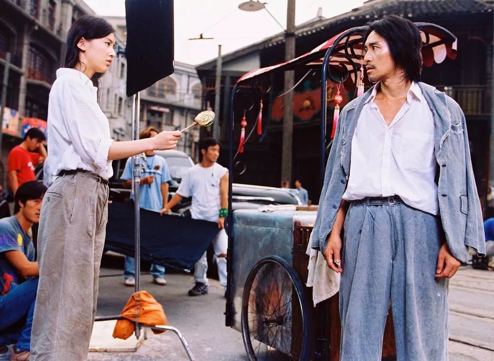 黄圣依代言的美白洗面奶护肤品,黄圣依代言化妆品