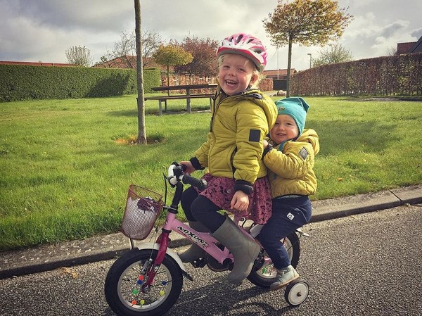 盘点足球巨星父爱如山的感人瞬间,足球球星场上的暖心时刻