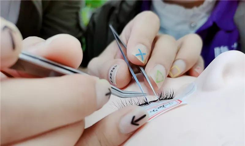 怎么提高美睫师速度,新手美睫师怎么克服紧张