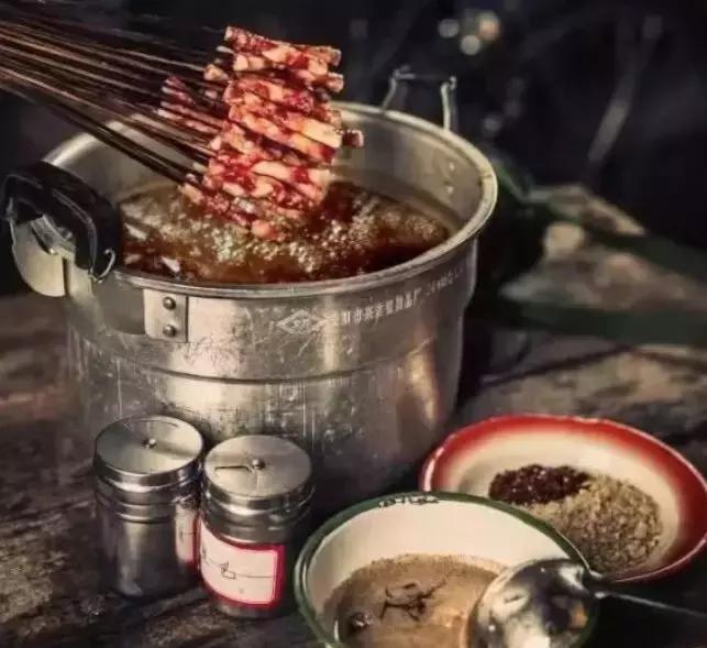 张亮麻辣烫还可以干吗,张亮麻辣烫一天营业额2000难吗