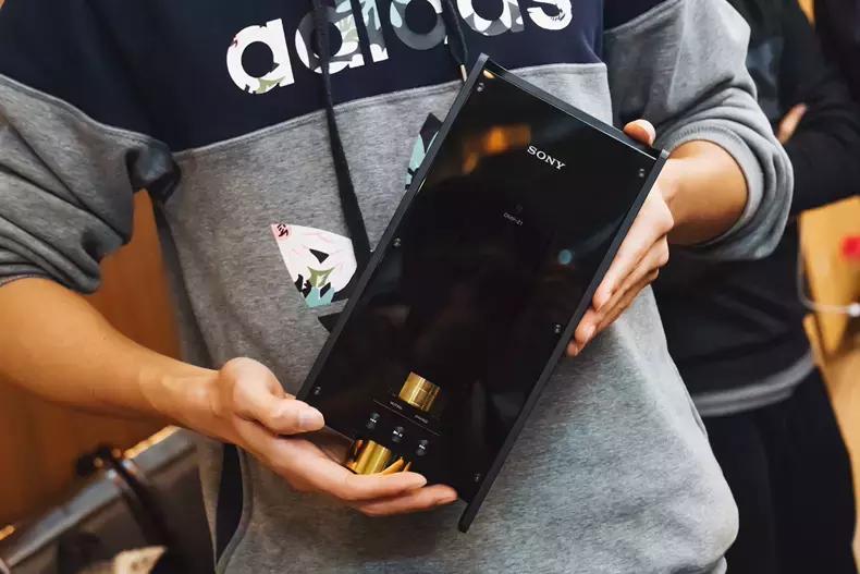 索尼随身听老款,索尼随身听10周年价值