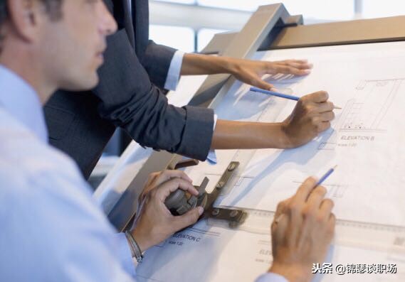 中层干部不服从职务调整被辞退,管理人员不胜任岗位降职