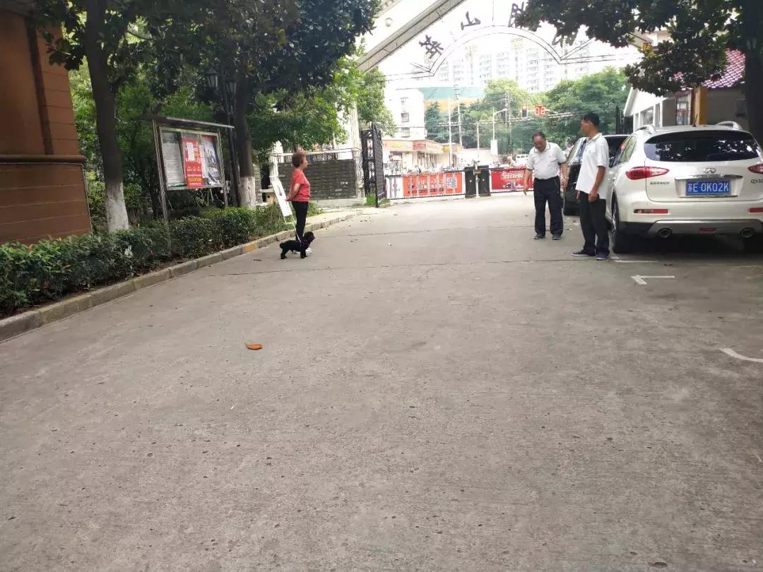 南京月牙湖明湖山庄,南京月牙湖公园明湖山庄