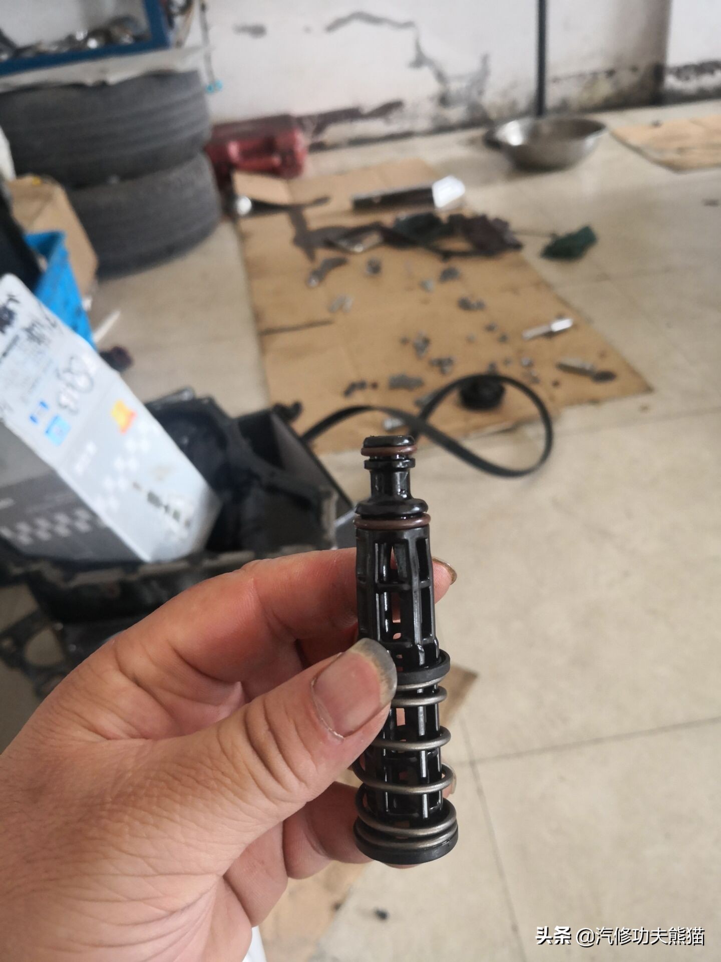 2013奥迪a4l烧机油怎么解决,奥迪a4l哪一款开始烧机油不严重