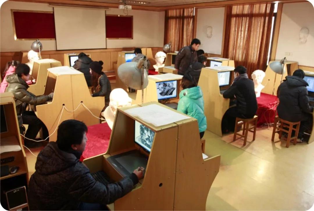 只争朝夕,不负韶华——开封市信息工程学校线上巡礼