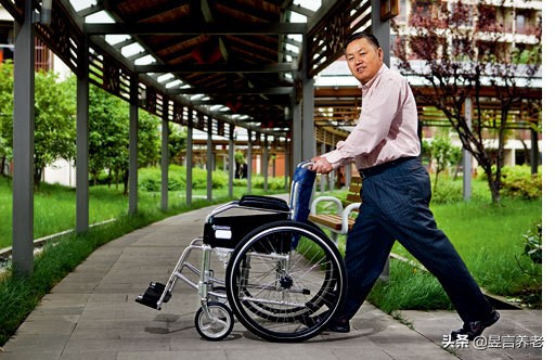 谁说做养老不挣钱？半年净利润7700万，亲和源为会员制“指路”