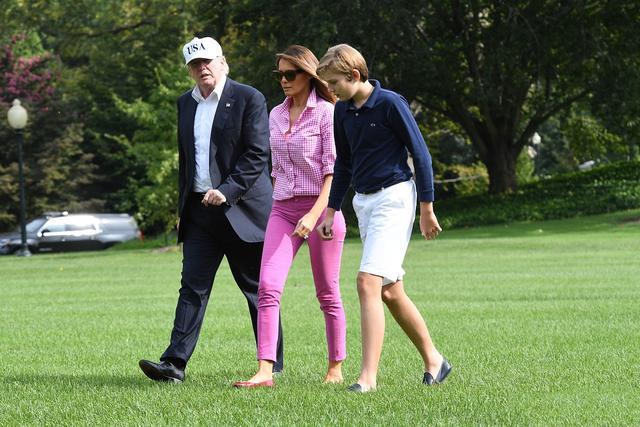 特朗普小儿子与足球明星,特朗普和球员身高对比