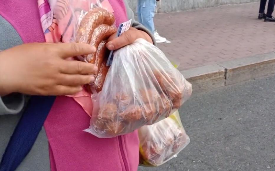 疯狂红肠代购收入,疯狂的商委红肠代购