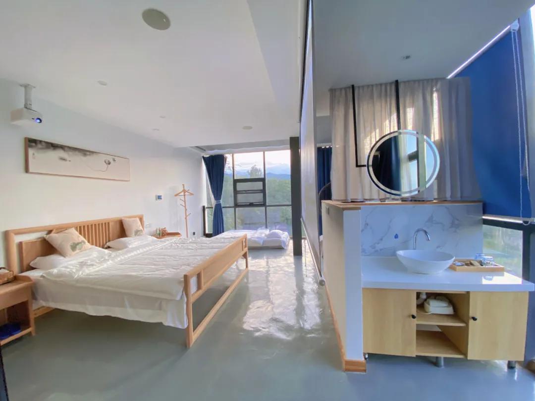 春树影舍畅享年卡，电影酒店+民宿，七夕送爱奇艺年卡会员等豪礼