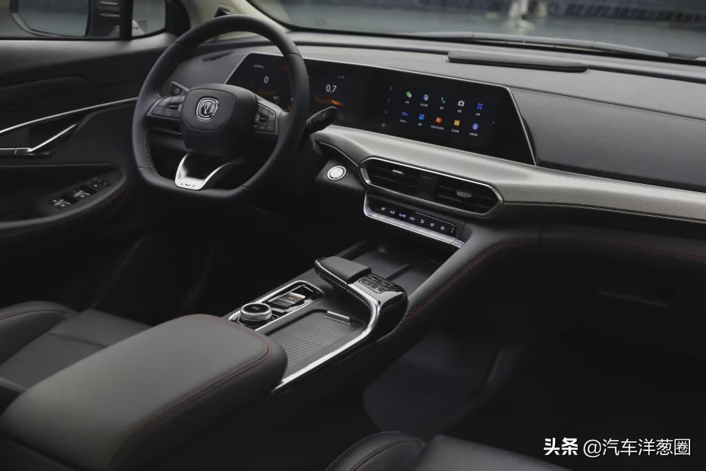 哈弗suv图片大全集,第三代哈弗1.5t和2.0tsuv哪个省油