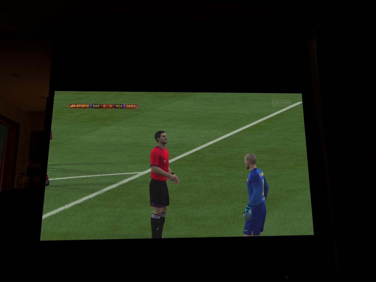 明基tk800m与爱普生chtw7000对比,明基benqtk800m4k投影仪3d影院