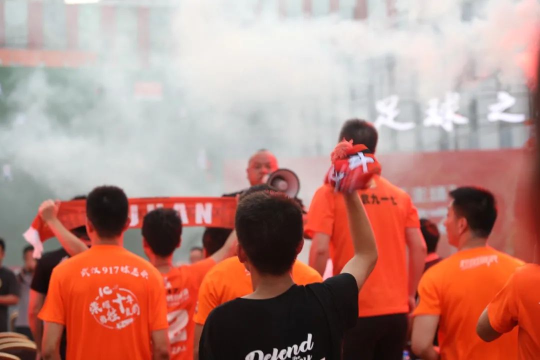 何塞换下卡里索,后防精彩防守