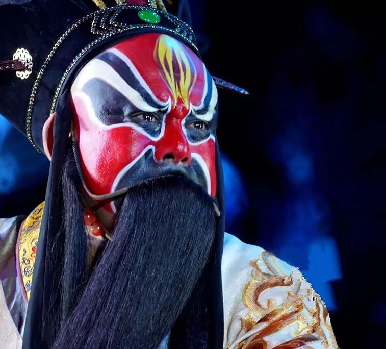 唱戏的人怎么化妆大花脸,戏曲演员为什么要画大花脸