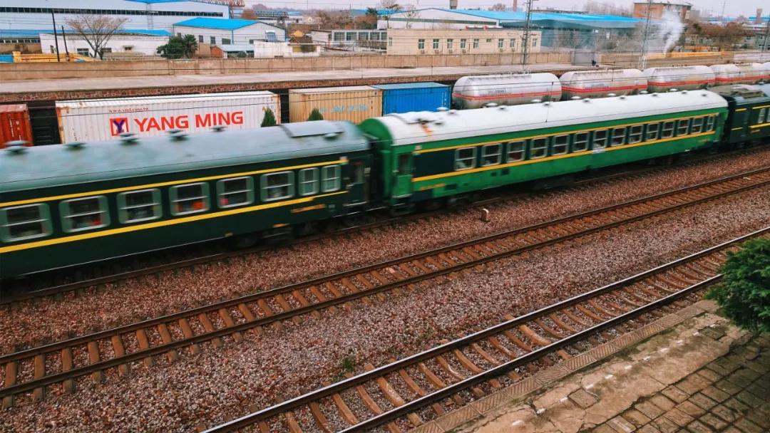 荥阳古城前世今生,荥阳火车站以前辉煌的样子