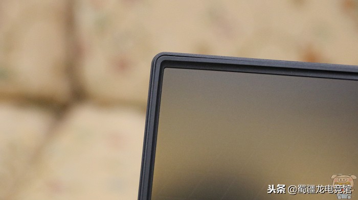 技嘉aero15xv8详细评测,技嘉游戏本aorus15x