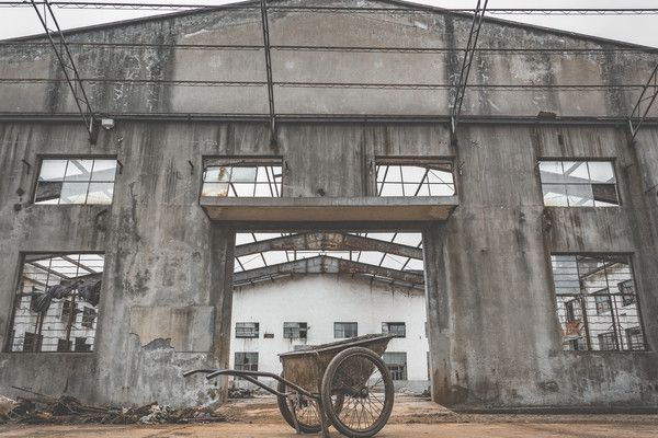 剪映高级灰怎么调色教程,老传统灰色怎么调色