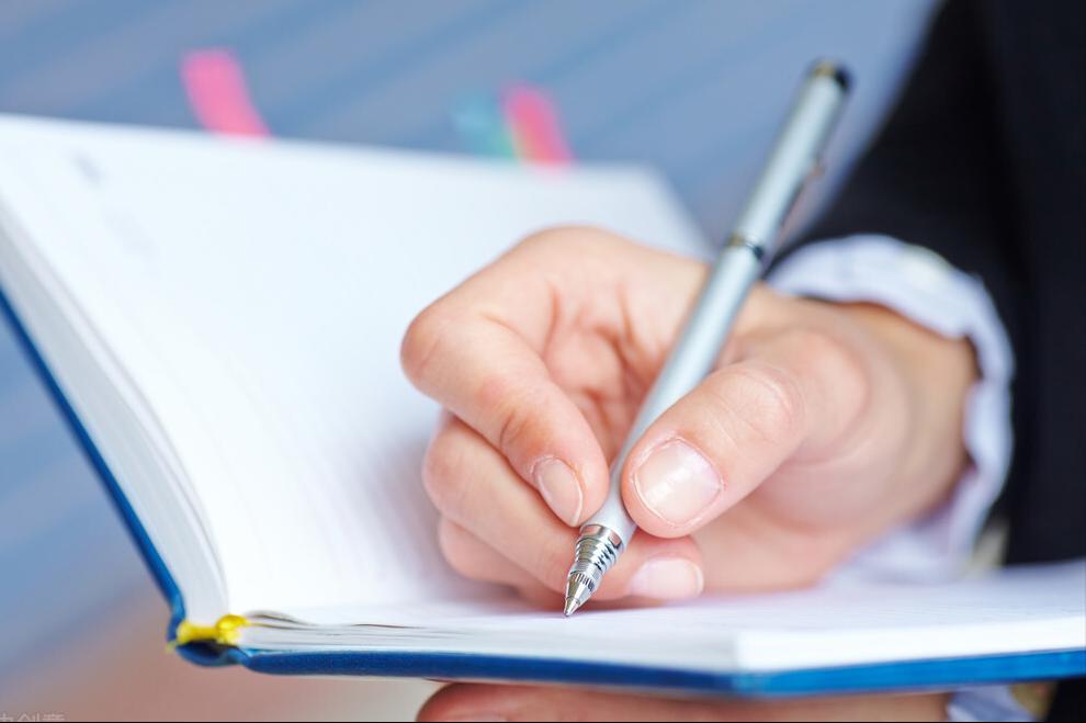 有什么大学宿舍生活实用的小技巧,大学宿舍里有什么好用的东西