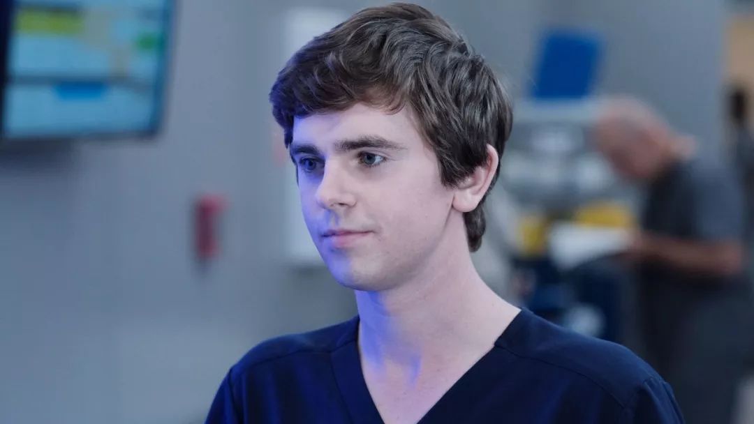 伦敦f4年龄,伦敦f4哈利波特