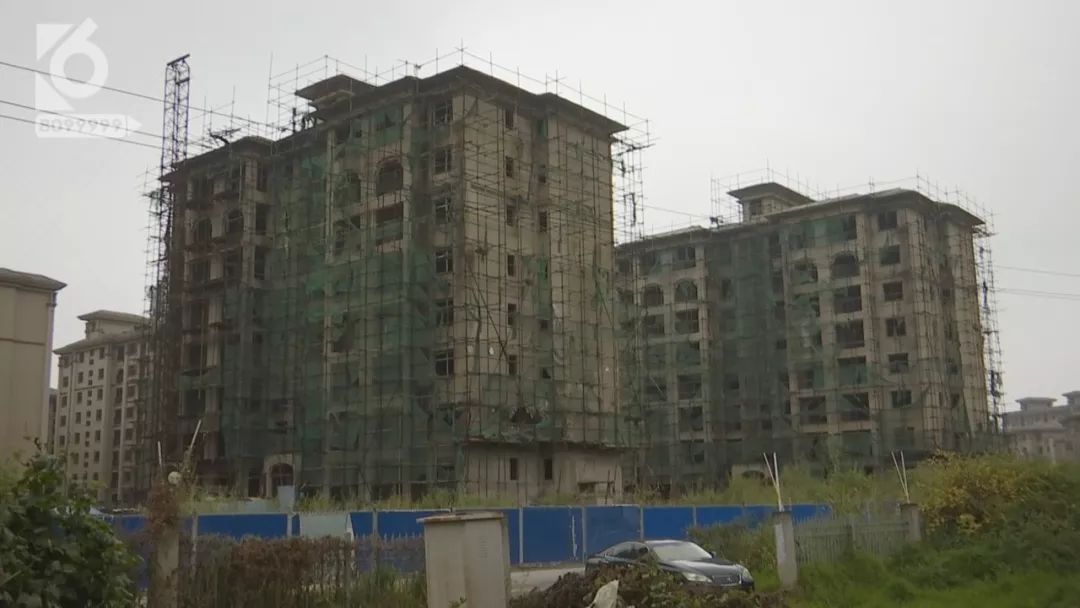 资产总计50亿负债22亿,资产34亿负债33亿公司会退市吗