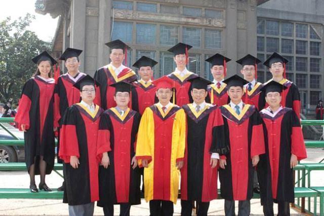 硕转博和硕博连读哪个好,直接读博和硕博连读的区别