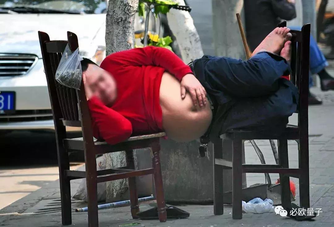 8小时睡眠视频音乐完整,你以为的八小时睡眠