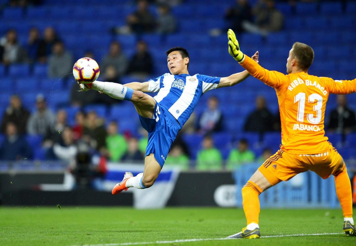 巴萨面临的困境,巴萨或因梅西离队损失1.37亿