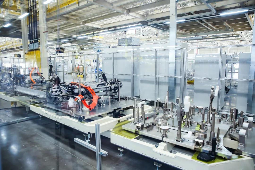 寰球汽车科技之旅走进极氪探寻极氪电动化变革之道