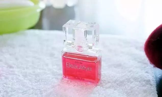 日本网红眼药水真的有用吗,日本网红眼药水是真的吗