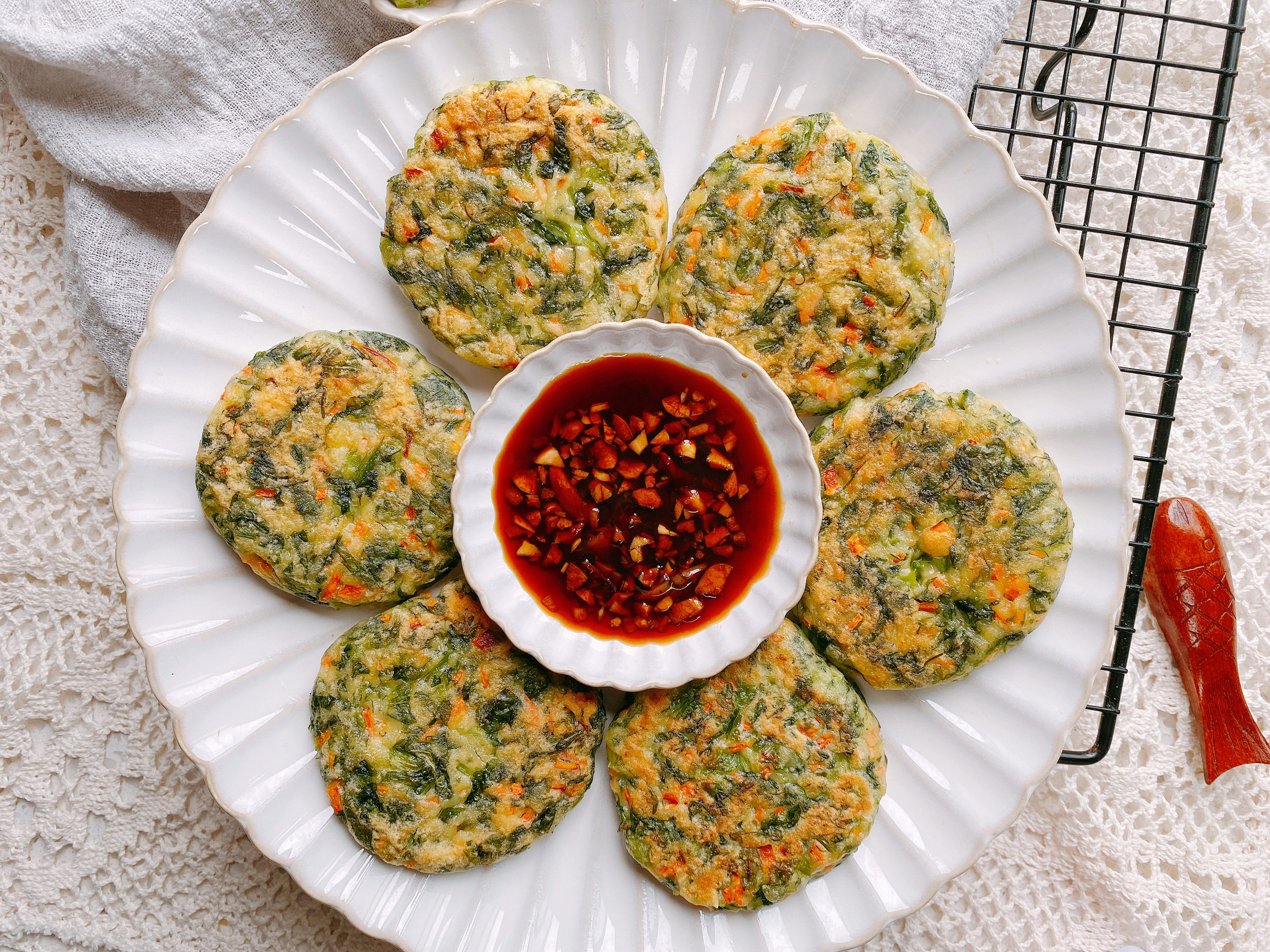 清明节要吃青团,清明节除了吃青团还要吃什么