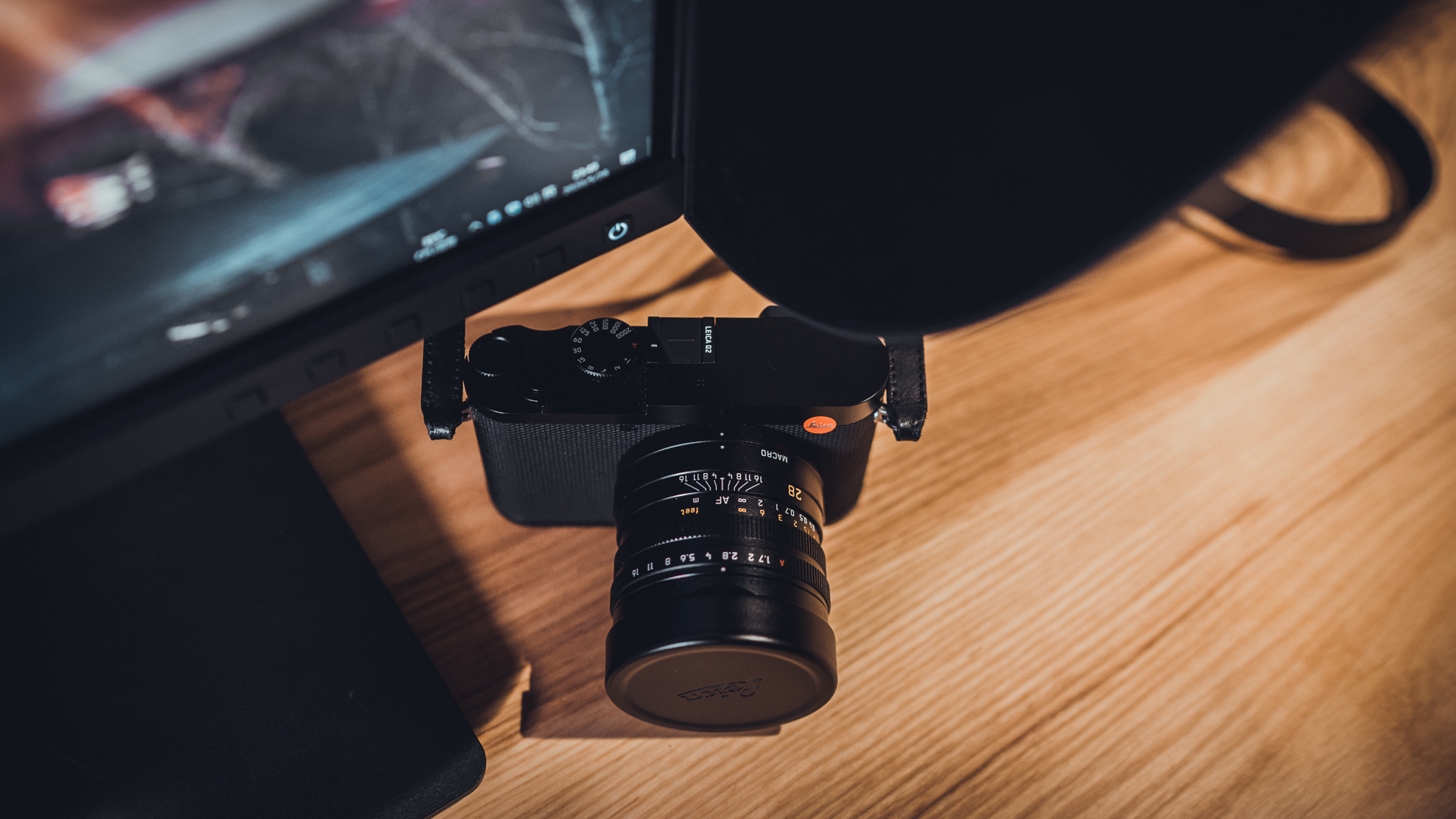 明基显示器sw270c与sw270pt区别,明基sw270c显示器提示校色