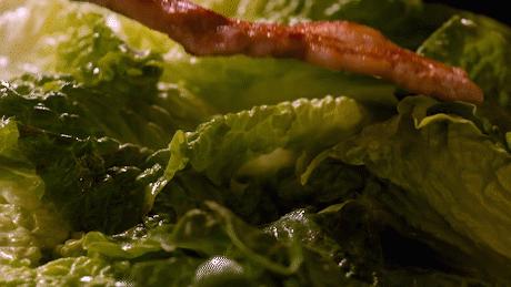 丹尼斯爆火视频,丹尼斯春节促销