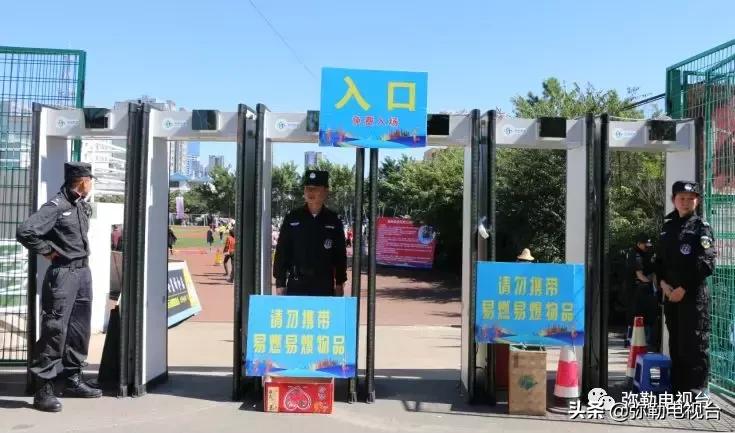 昆明弥勒人山人海,来弥勒玩人山人海