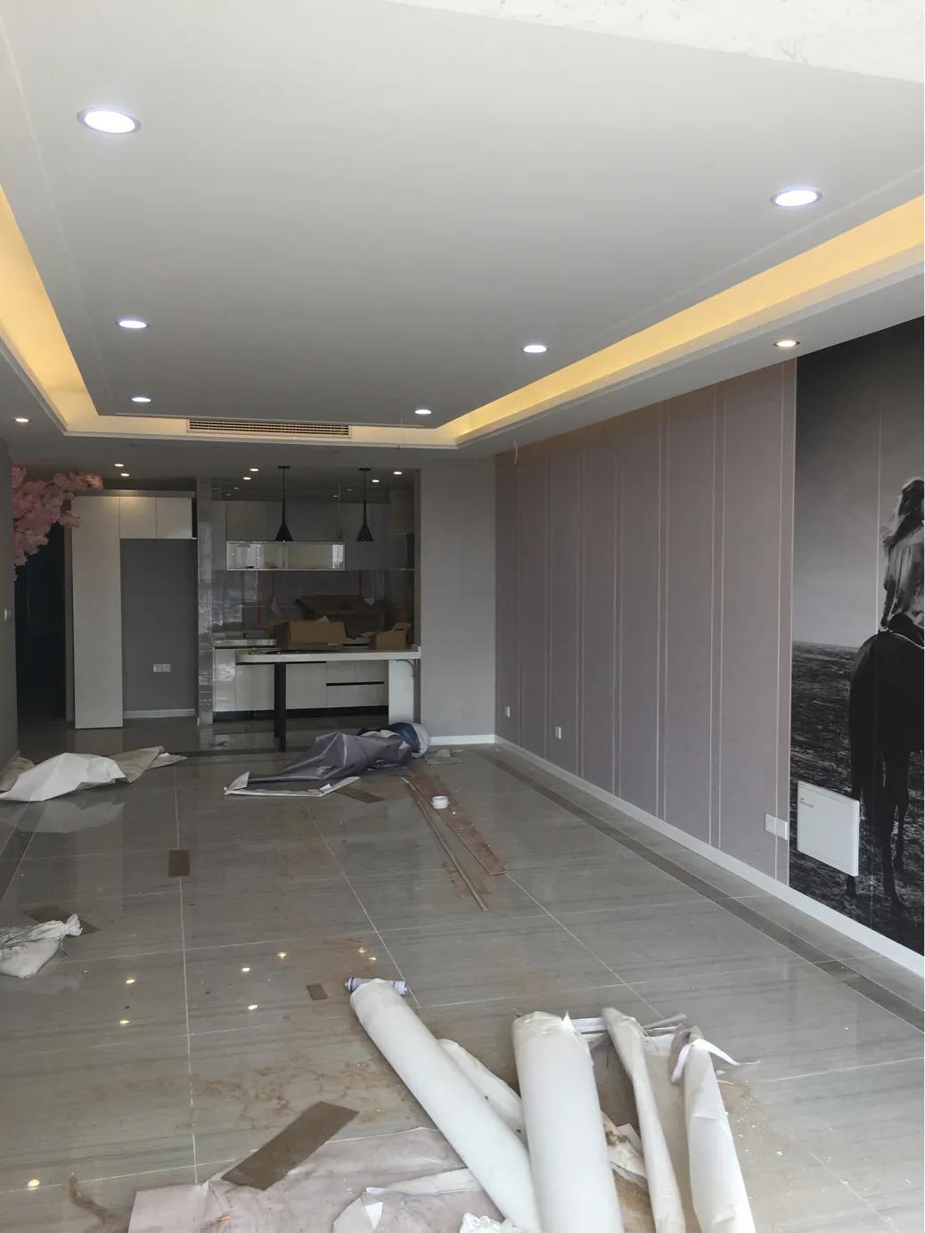 金色巴黎二室两厅装修,金色巴黎轻奢装修