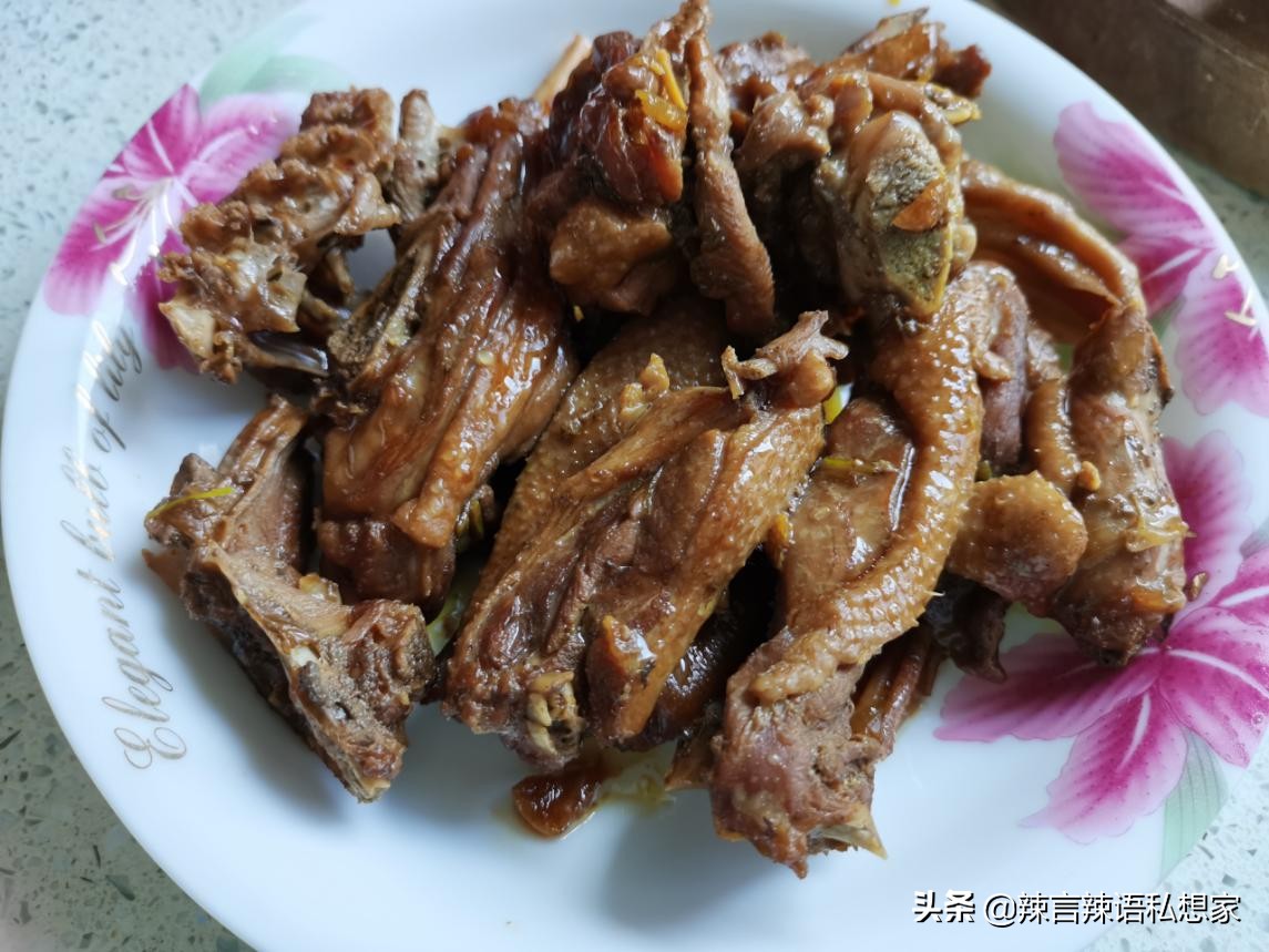 没看错，我用王老吉烧了半只麻鸭，没想到还挺好吃的