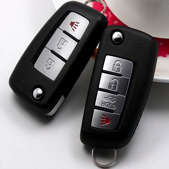 汽车钥匙丢了怎么办配一把多少钱,请问汽车钥匙丢了找什么地方修理