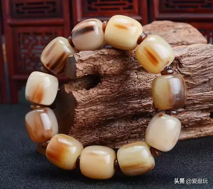 这九种文玩千万别玩,这四种文玩永不过时盘出来还好看