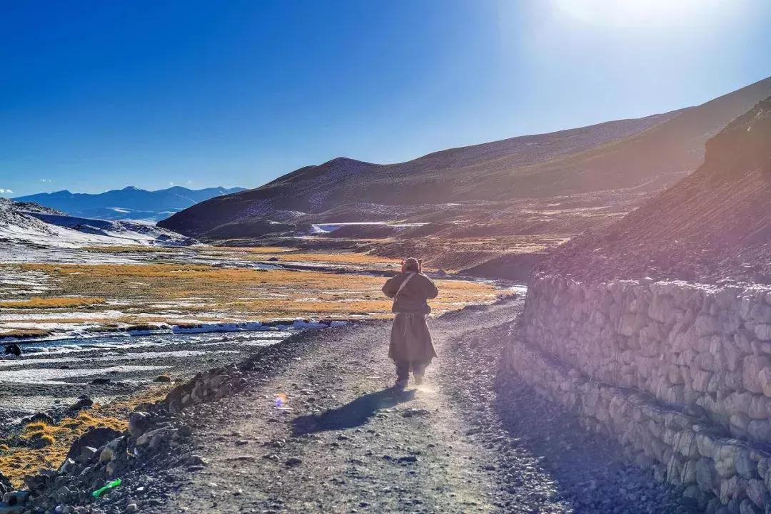 滇藏线西藏旅游攻略,西藏和西北旅游攻略路线
