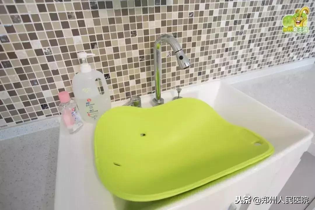 三甲医院看病难挂号,三甲医院人满为患看病难