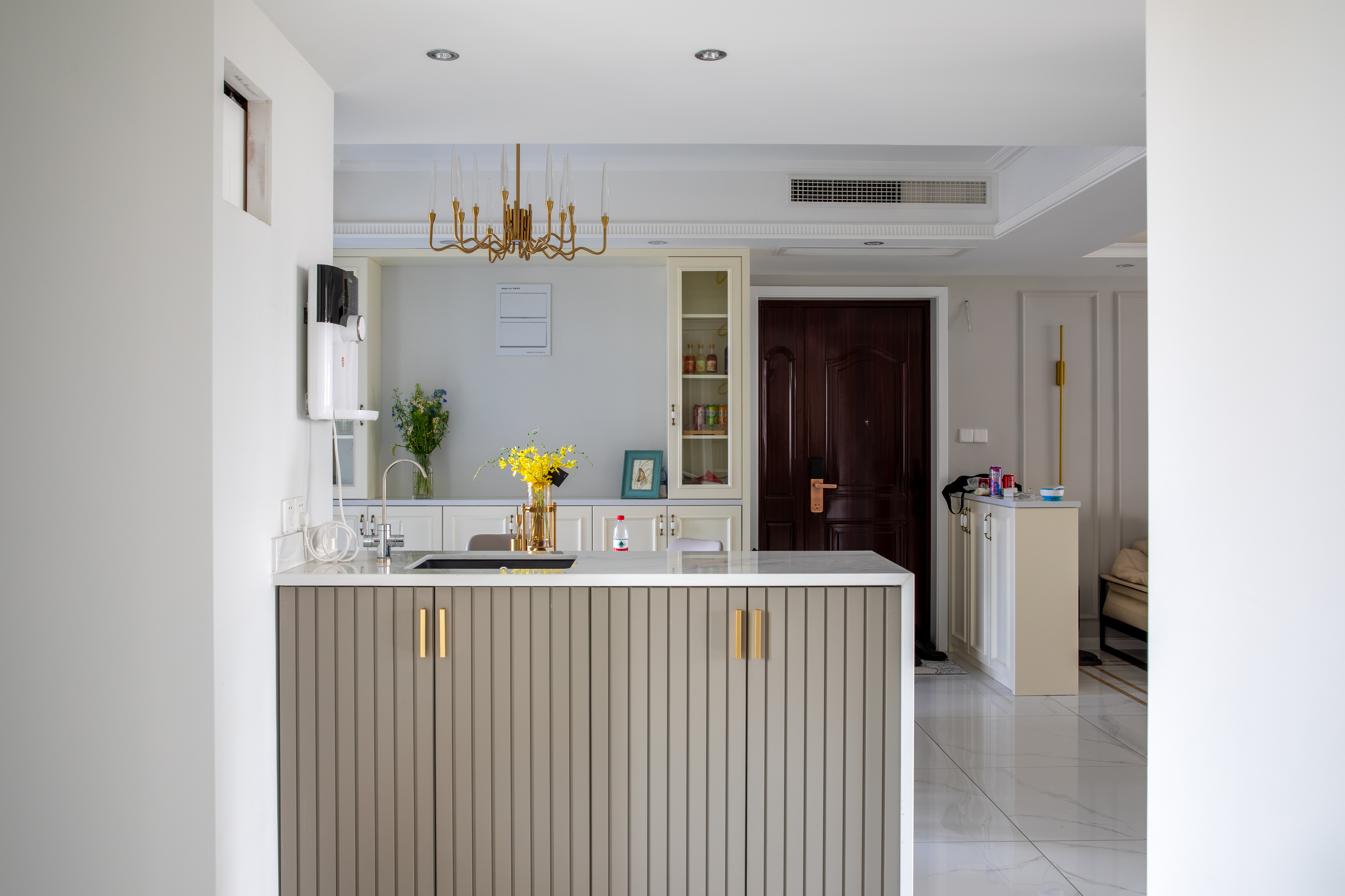 餐厅面积狭小怎么设计,餐厅设计户型布局方案