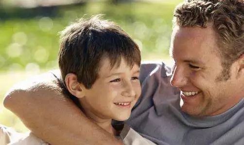 孩子不爱学习如何高情商跟孩子说,不爱交流不说话的孩子如何引导