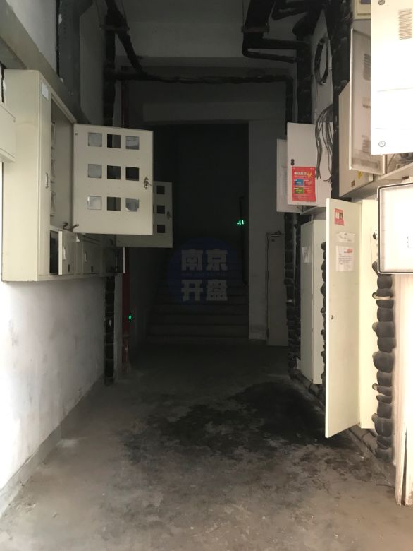 房价暴跌为什么企业会破产,房价下跌有哪些企业破产