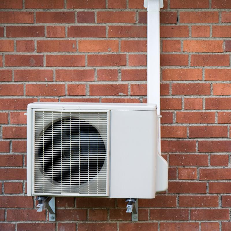 吹空调怕冷手脚冰凉怎么调理,开空调又怕太干没开又怕冷