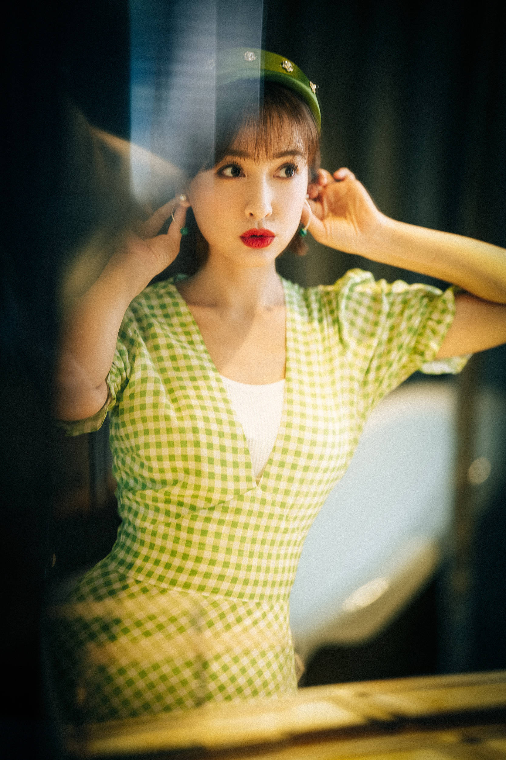 吴昕回应卖短袖视频,一件t恤卖几千块