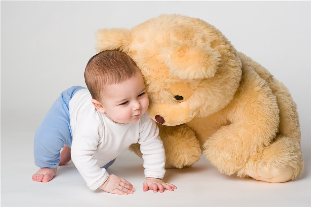 如何制止宝宝抓痒,三个月宝宝会挠痒吗