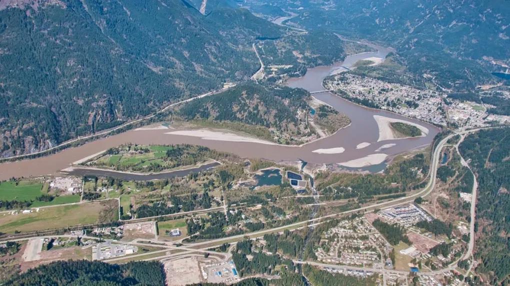 曝光！BC省某疫苗注射点重复使用注射器！第三针开打