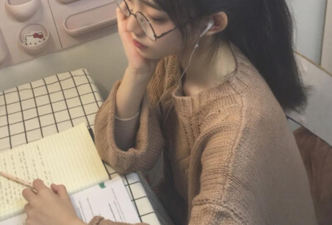 初中女生身高只有140,初中女学生身高